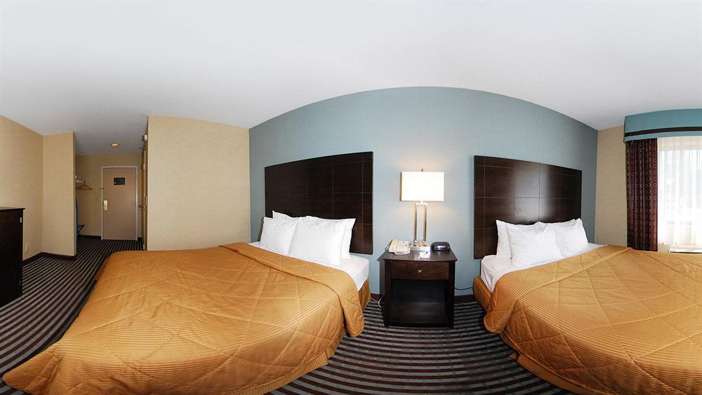 Baymont By Wyndham Latham Albany Airport Hotel Buitenkant foto