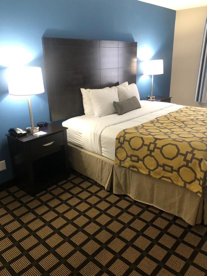Baymont By Wyndham Latham Albany Airport Hotel Buitenkant foto